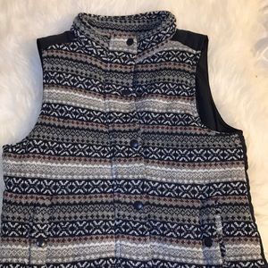 Patterned vest